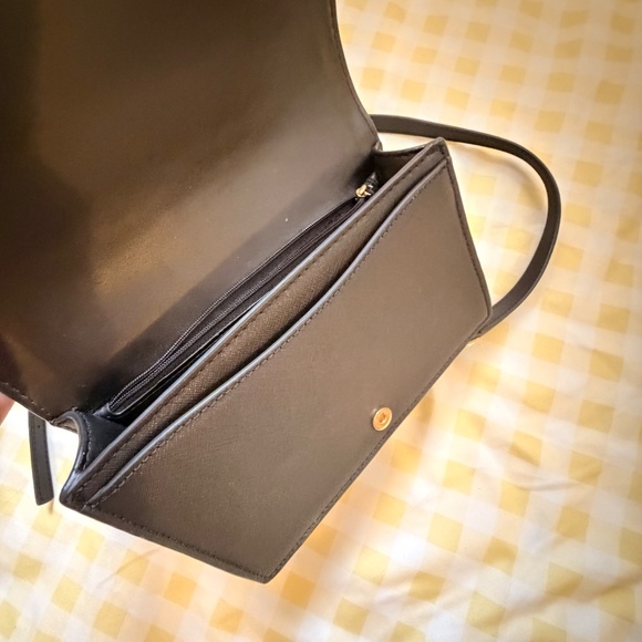 Michael Kors Women's Jet Set Chain Saffiano Leather Flap Crossbody Bag - Picture 7 of 15